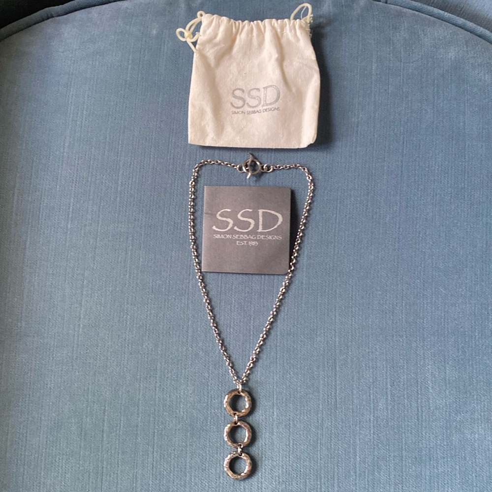 Sterling Silver 16 Inch Tri-Circle Necklace